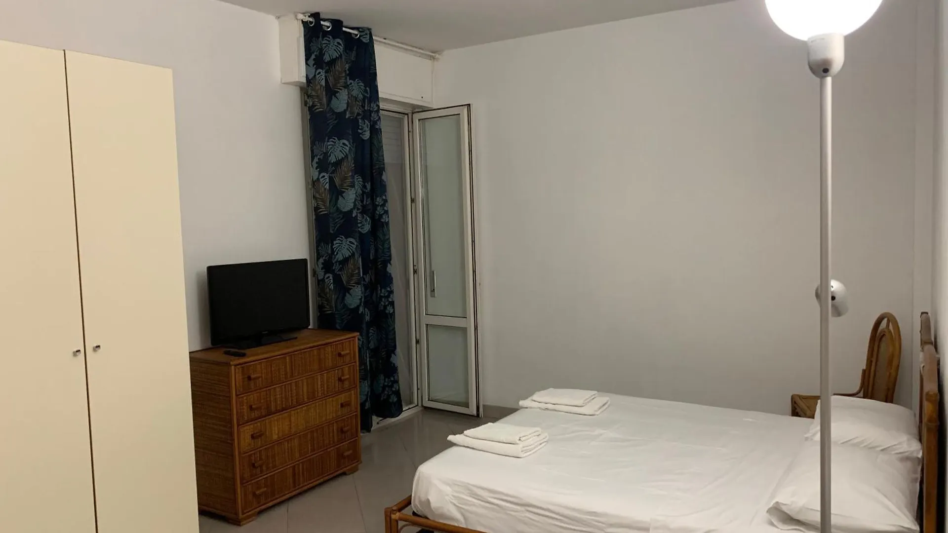 Hawaiian Apartment Florence