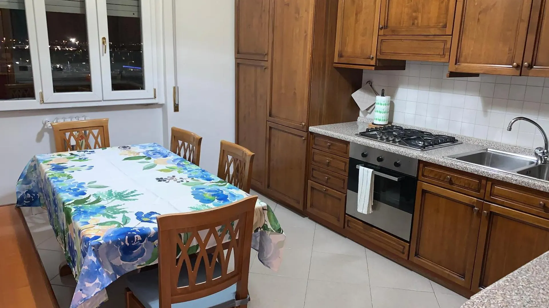 Hawaiian Apartment Floransa İtalya